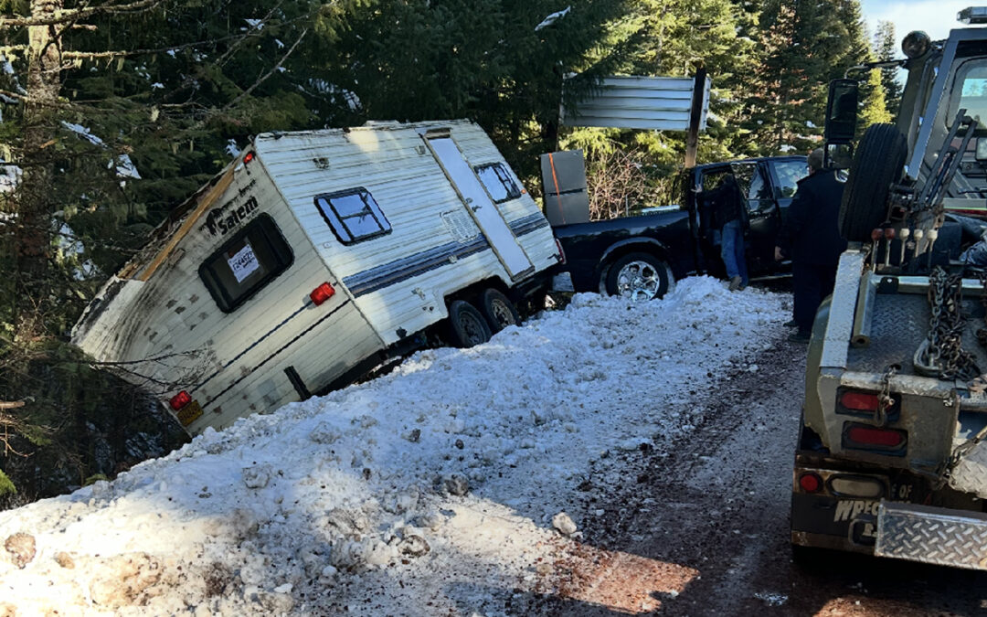 Trailer Recovery Near Lake of the Woods: Safe and Secure